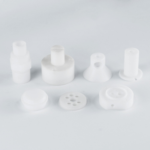 Шта је ЦНЦ машинска обрада и зашто је то важно у савременој производњи?