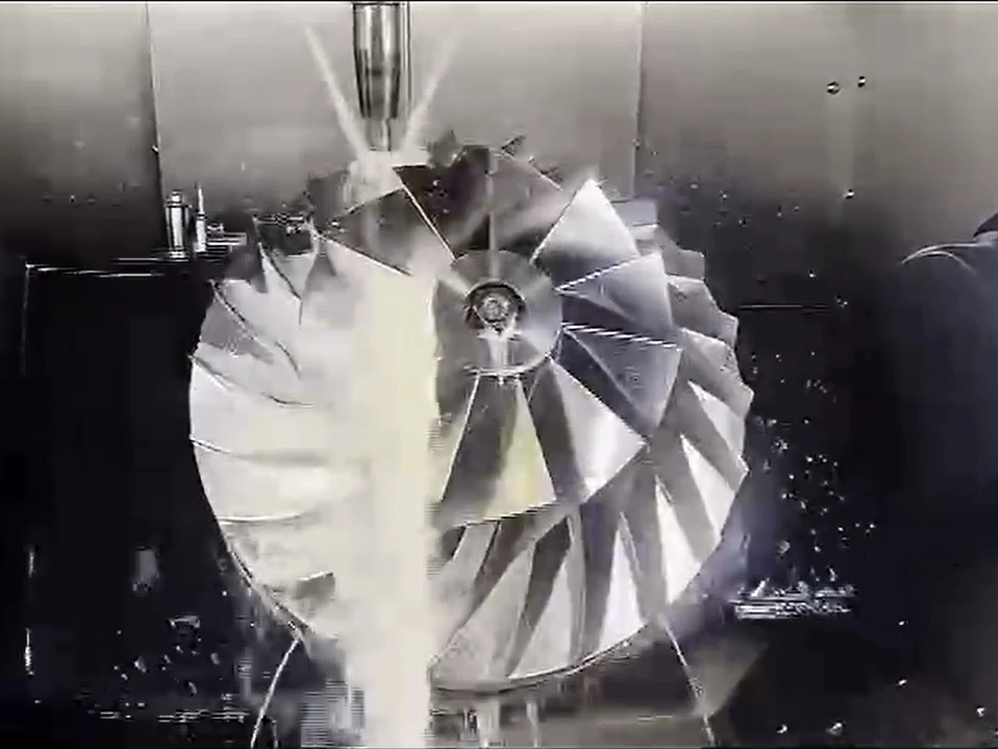 האם עיבוד שבבי 5 ציר CNC הוא המפתח להנדסה מדויקת?